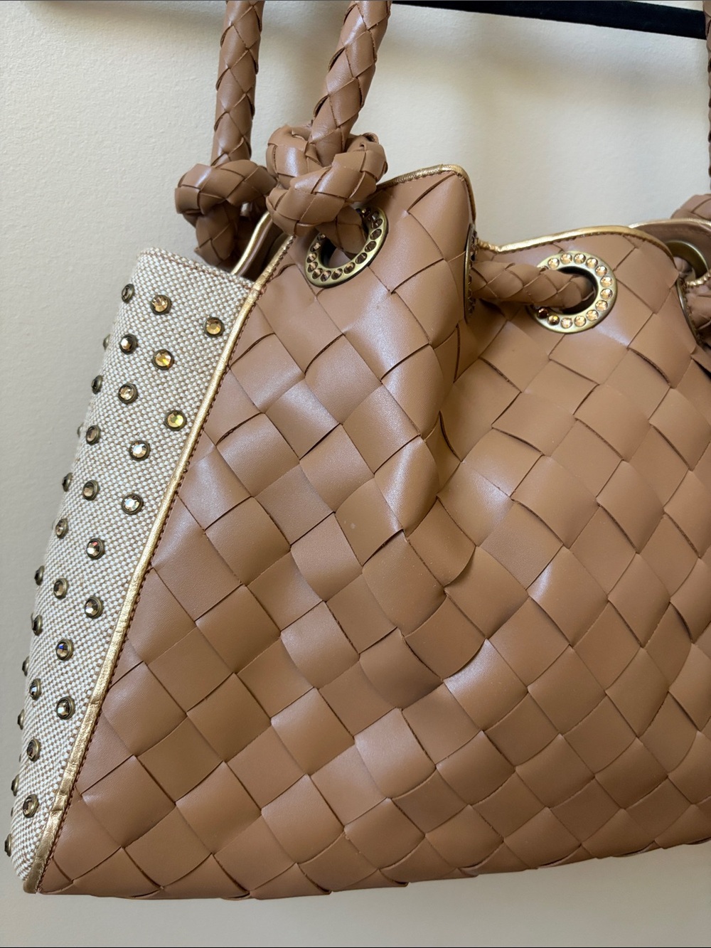 Amazing Tan Leather Shoulder Bag w/ Crystal Accents